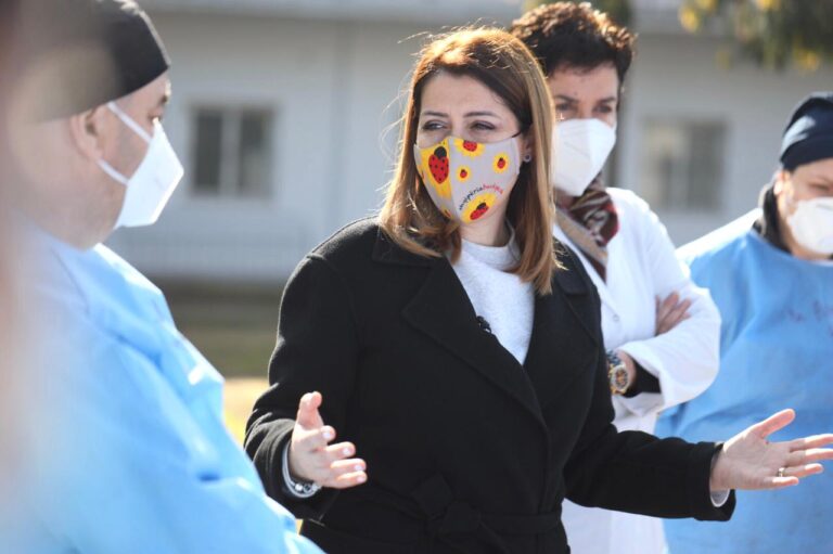 Nisin punimet në spitalin e Shkodrës, Manastirliu: Brenda vitit salla të reja operacioni