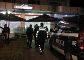 Të shtënat në Durrës, të plagosur nënë e bir, arrestohet autori