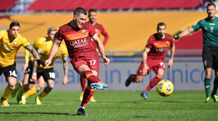 Roma shkatërron Udinesen dhe i merr vendin e tretë Juves (VIDEO)