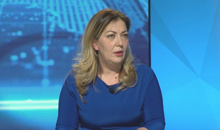 Shyqëriu: Shërbimi shëndetësor aktual nuk është falas, PD do ta reformojë, paratë do dalin nga anulimi i koncesioneve
