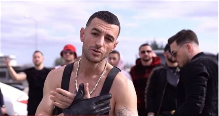 I lindur për të qenë një “bad boy”, Stresi publikon foton e rrallë nga fëmijëria