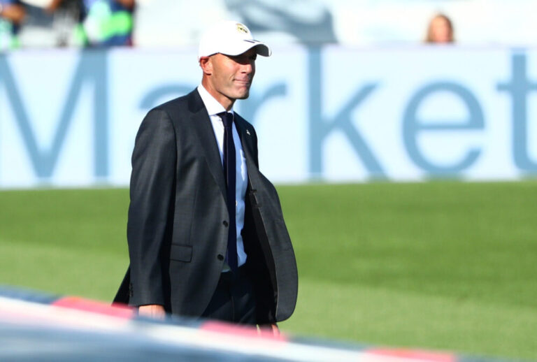 Zidane u bën të ditur futbollistëve të ardhmen e tij