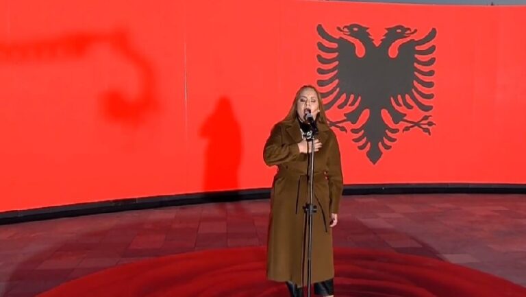 Himni i Flamurit me playback nga Vikena Kamenica? Audioja nxjerr zbuluar PS-në