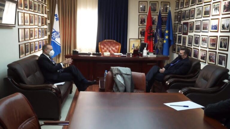 Mediu takim me Ambasadorin e OSBE në Tiranë, Del Monaco