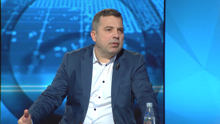 Mbledhja e asociimit në Bruksel, Abilekaj: BE ia ka shprehur më parë Ramës rezervat, investimet te Porti i Durrësit me prokurorim