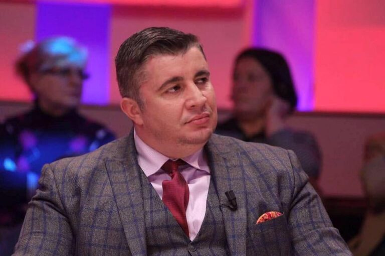 Analisti Nurellari: PS s’ka çfarë ofron, PD dha efekt kur u hodh në terren
