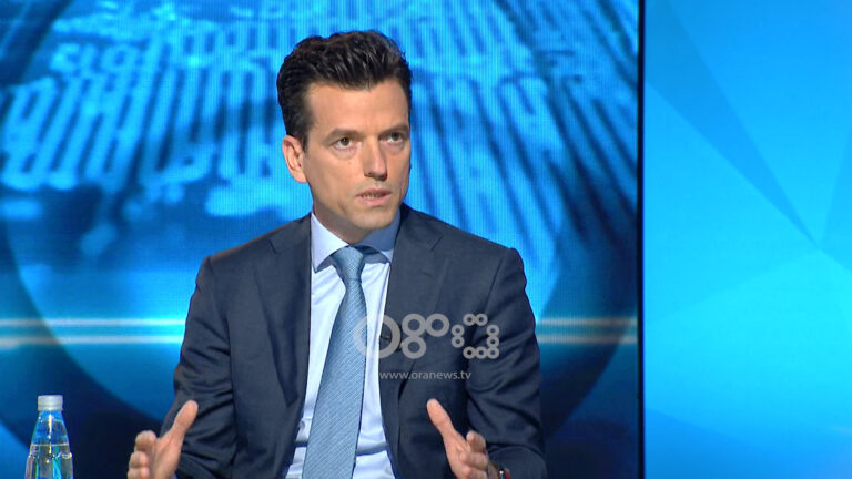 Shehaj: Korrupsioni ka arritur në një nivel tjetër, parlamenti mblidhet për të bërë ligje që kanë si qëllim vjedhjen