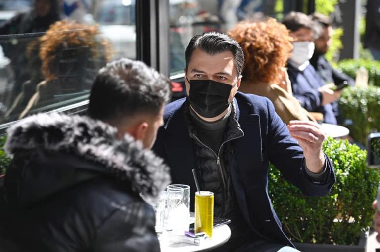 Basha poston fotot nga takimet me qytetarët: Shqipëria kërkon ndryshimin