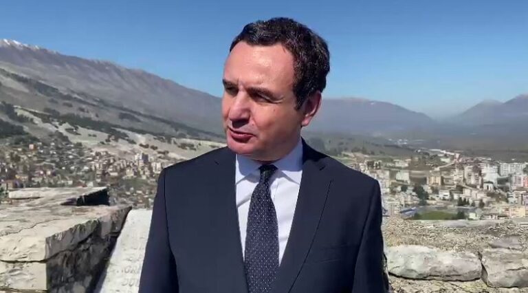 Albin Kurti në Gjirokastër: Shqipëria ka nevojë për zhvillim që sjell punësim dhe drejtësi