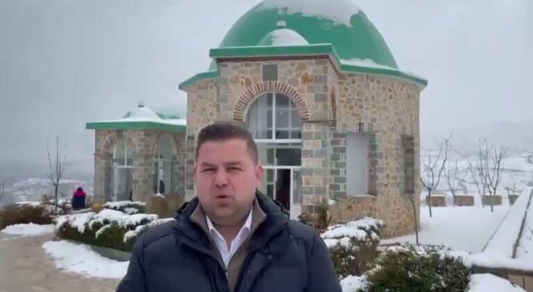 Braimllari uron besimtarët bektashianë nga Teqeja e Melçanit: Kjo ditë e re do të sjellë shpresë