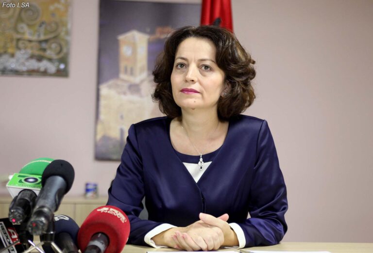 Eglantina Gjermeni ikën nga PS-ja pas 12 viteve. Rama: Solli vlera e kontribute të reja