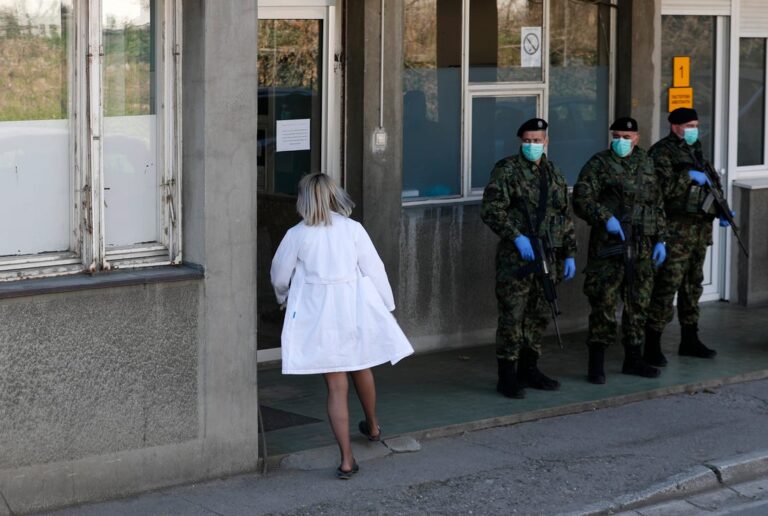 E padëgjuar, Serbia paguan ata që marrin vaksinën. Vuçiç zbulon shifrën