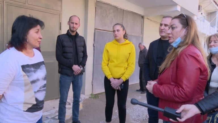 ”Më hoqën edhe 30 mijë lekëshin e ndihmës”, Vokshi: Të bashkohemi për ndryshimin