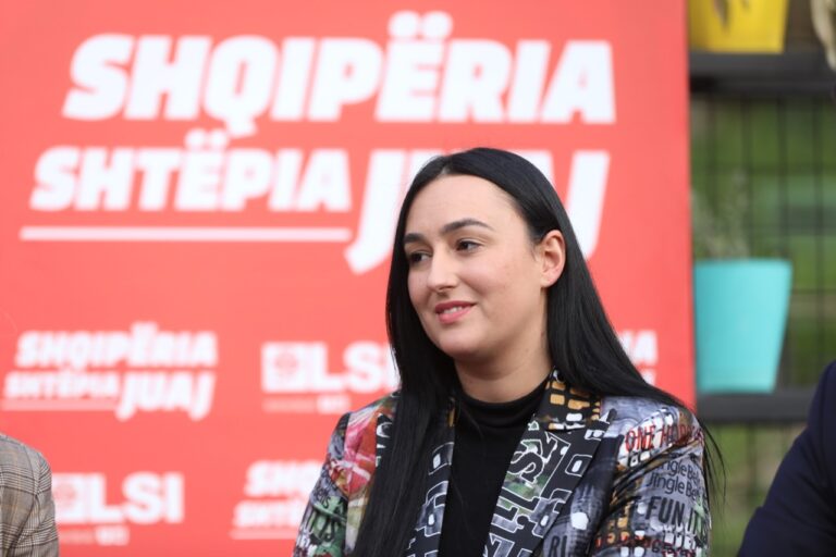 Aurela Agalliu Kalivaçi: Prioriteti i LSI-së janë të rinjtë, do të dalim forcë e parë në Berat