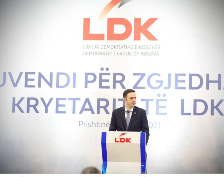 Situata në veri, Abdixhiku: Kujt i shërben Kurti? Moskoordinimi me aleatët, është akt anti-shtetar