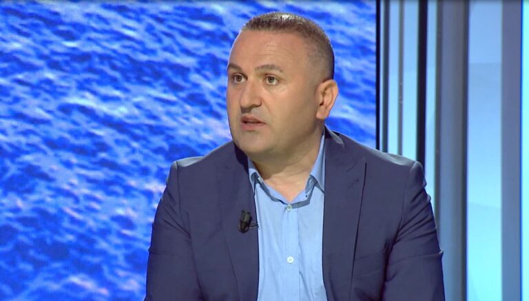 Plas sherri në PS për “mbeturinat” e LSI. Deputeti Shameti: Ky Nasipi ka ndërruar 4 parti, ky tjetri i kriminalizuar!