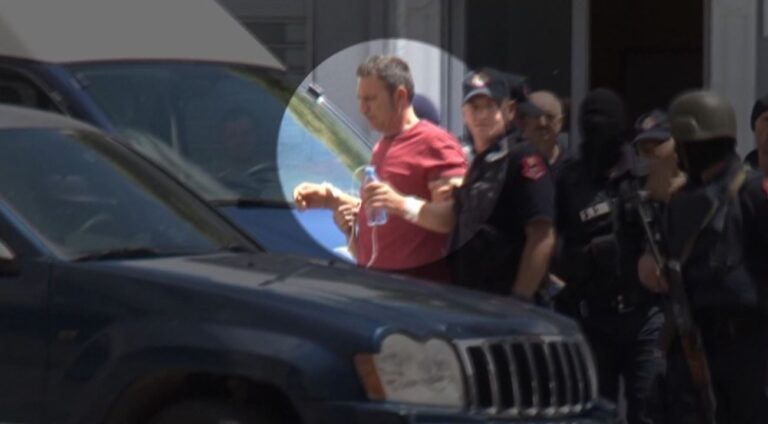 U arrestua dje, Ardian Çapja dërgohet me urgjencë në spital