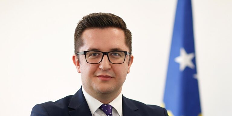 Besian Mustafa kandidon për kryetar: LDK-ja do të shkëlqejë përsëri