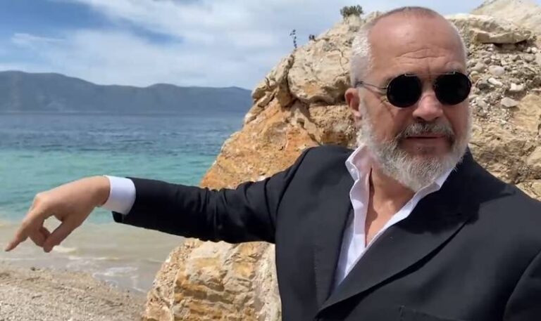 Edi Rama nuk e ka vendosur akoma ku do të mbytet, në Adriatik apo në Jon