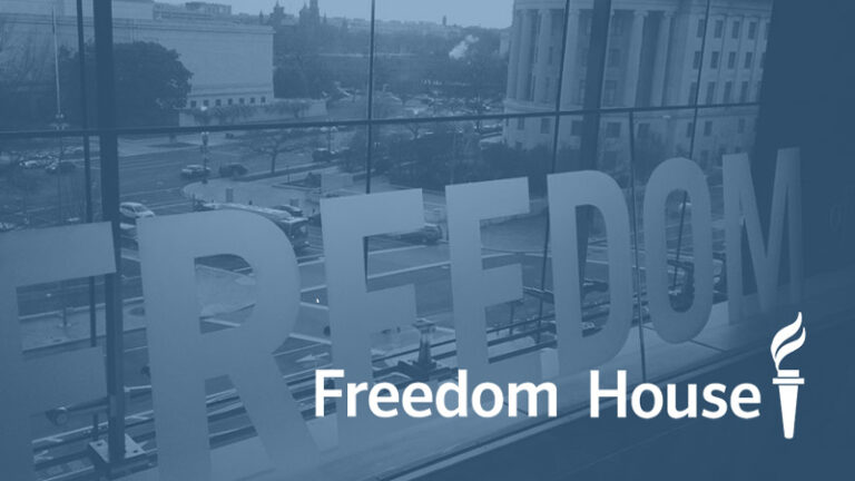 Raporti i “Freedom House”: Shqipëria rënie me një pikë. Penalizojnë protesta për Teatrin dhe vrasja e Klodian Rashës