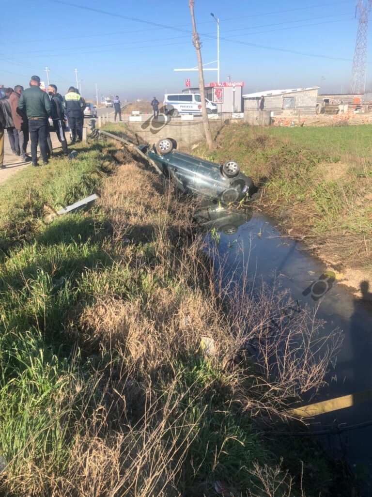 Aksident te “Kryqëzimi i Patokut”, një i plagosur. Njëri automjet përfundon në kanal