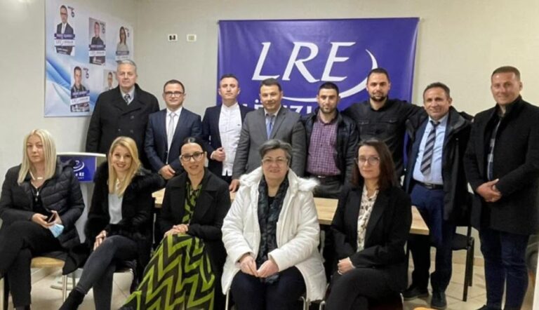 LRE hap fushatën në Durrës dhe Krujë!