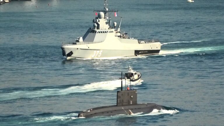 Si në filma, NATO në kërkim të nëndetëses ruse që e “provokoi” gjatë stërvitjes në Mesdhe