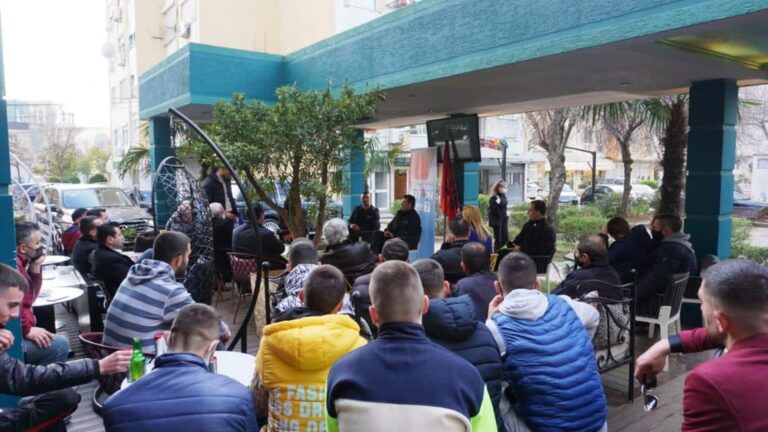 Mediu: Shqiptarët duhet ti thonë jo padrejtësive, koha që të gjithë bashkë të bëjmë ndryshimin