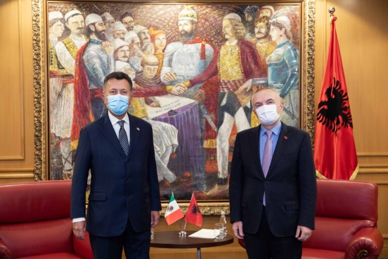 Presidenti Meta pret ambasadorin meksikan në Shqipëri: Liberalizoni vizat për shtetasit shqiptarë