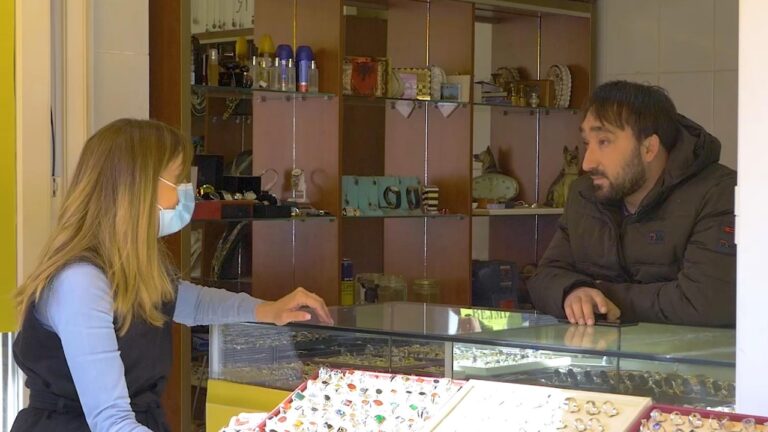 Tabaku vijon takimet në terren: Bizneset në vështirësi edhe në zemër të Tiranës
