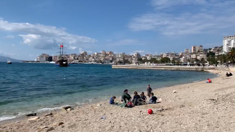 Asnjë prenotim për verën në Sarandë, agjencitë pa kontrata