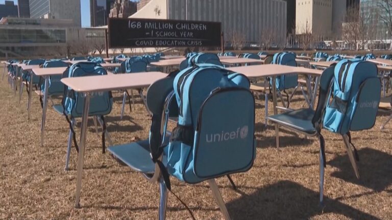 UNICEF krijon “klasën e pandemisë”, thirrje qeverive: Rihapni shkollat