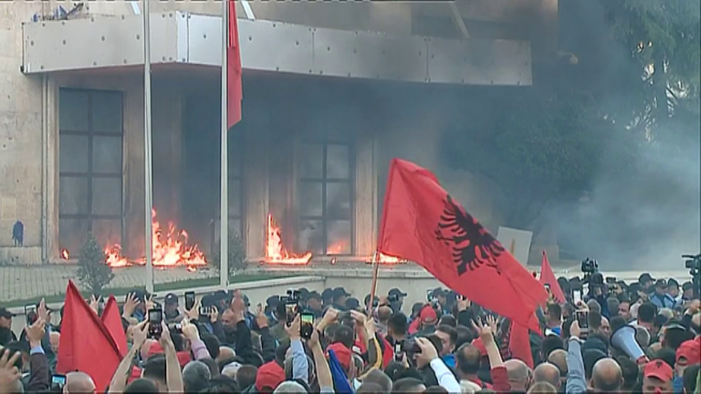Opozita të vëzhgojë makinacionet e Rilindjes për blerjen e votës