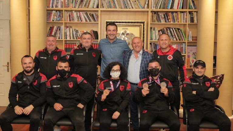 Çalja dhe Veli vijnë me medalje nga Moska, Veliaj: Buxhet shtesë për përgatitjen e ekipit për Lojërat Olimpike