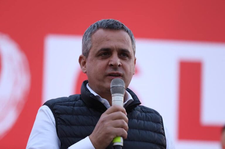 Qytetarët e Kamzës trajtohen si të botës së tretë, Spahiu shpalos planin e LSI: Do të ndërtojmë një spital dinjitoz