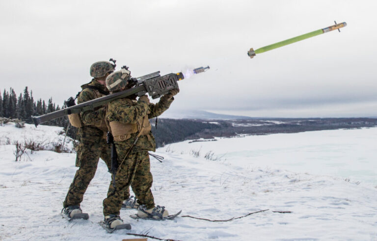 Rusia zgjeron prezencën ushtarake në Arktik, NATO në alarm