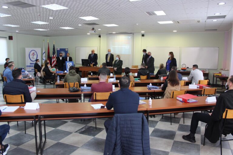 Ambasada Amerikane: Shqiptarët hodhën hapat e fundit drejt shndërrimit në hetues të Byrosë