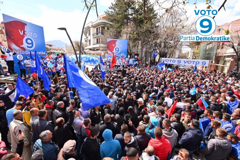 Basha publikon mesazhin mbështetës të futbollistëve shqiptarë: Për të mirën e Shqipërisë, për të mirën e sportit, votoni ndryshimin