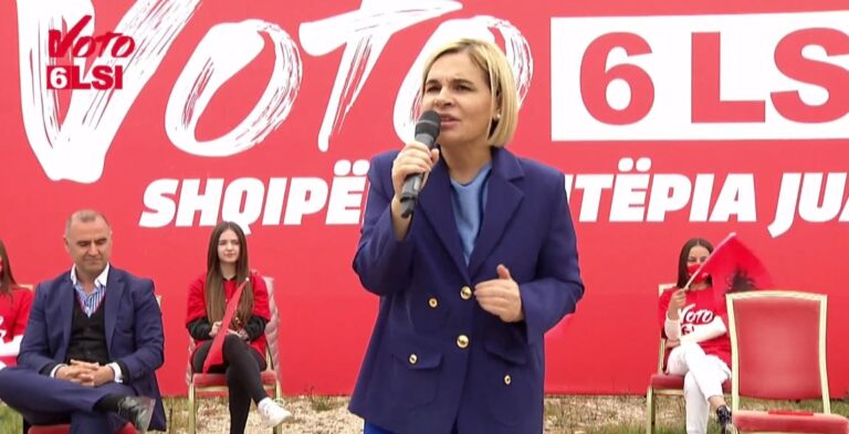 Kryemadhi kujton vitin 2001 kur u zgjodh deputete në Kombinat: Sërish sot duhet një orë të vish nga qendra