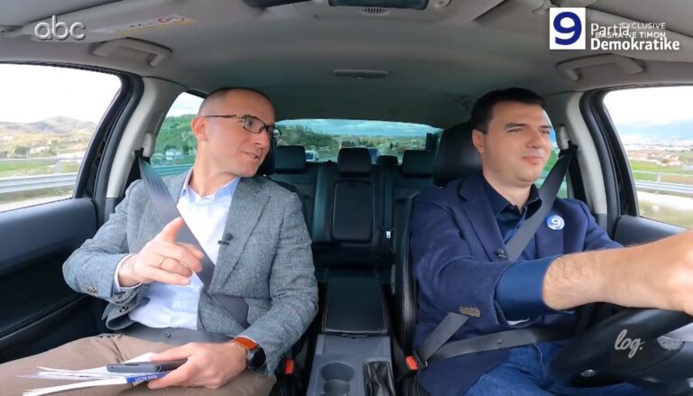 Vë rripin, Basha si shofer ironizon Ramën: Tani e ka zbuluar Dua Lipën? (VIDEO)