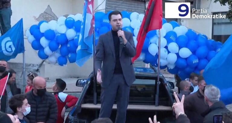 Kreu i PD, Basha pritet me ovacione në Vorë (VIDEO)