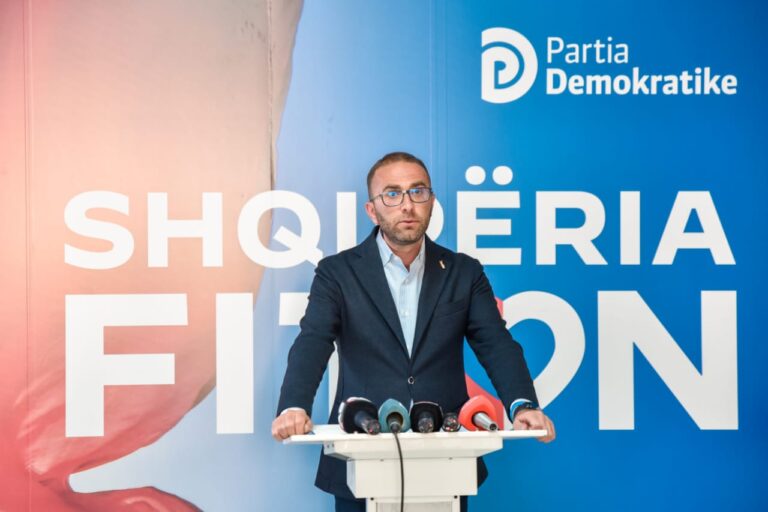 Bardhi publikon videon: Maskat kanë rënë, ky është zyrtarizimi i aleancës së masakrës zgjedhore!
