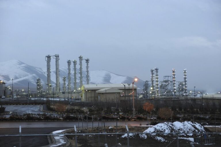 Franca i kërkon Iranit të shmangë përshkallëzimin bërthamor