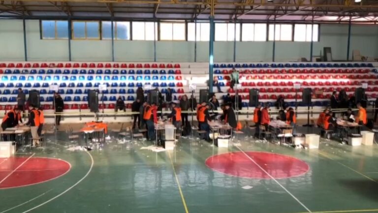 Numërohen 352 nga 445 QV në total në Qarkun e Vlorës, Rama kandidati më i votuar. Ja rezultati