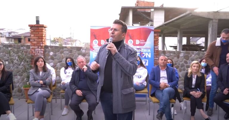Mediu: Do të thyejmë të keqen e këtij vendi dhe regjimin e korruptuar