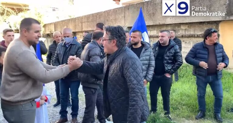 Edi Paloka paralajmëron largime të reja nga PS në Durrës