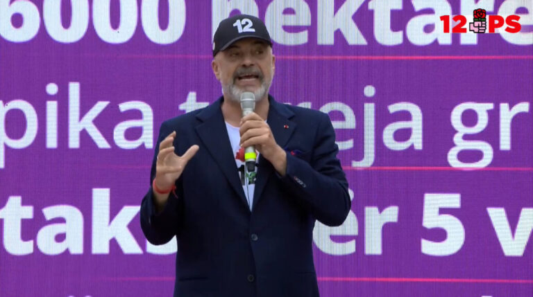 Rama shthur gojën me socialistët në Berat: Ua kanë bërë nënën shqiptarëve…