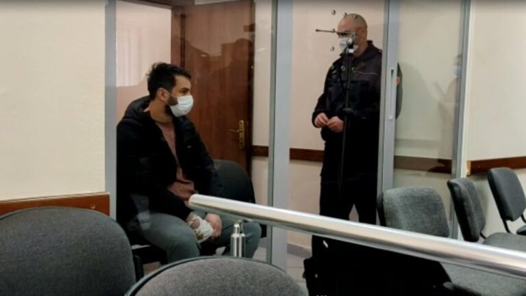 Plagosi 5 persona në xhami, Nikolli: Më kanë përndjekur prej një viti