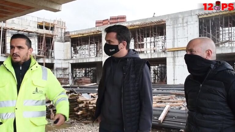 Shkolla në Njësinë 8 merr emrin e shkrimtarit dhe publicistit Kiço Blushi