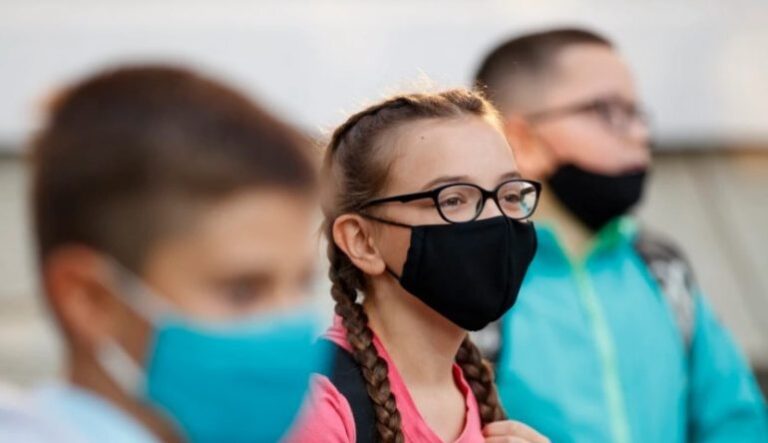 Shifra në rritje brenda 3 javësh, 532 mësues dhe 712 nxënës të infektuar me COVID-19 në Kosovë